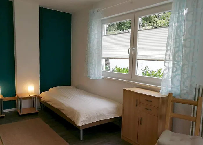 - Erdgeschoss Apartment